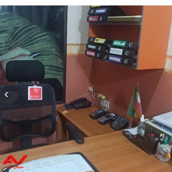 منشی دفتر آموزشگاه سینمایی هفت شیر سنگی