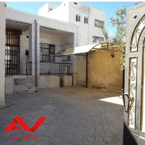 ویلایی ۲۴۰ متر عاشوری