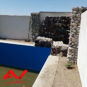 زمین با بنای نیمه کاره