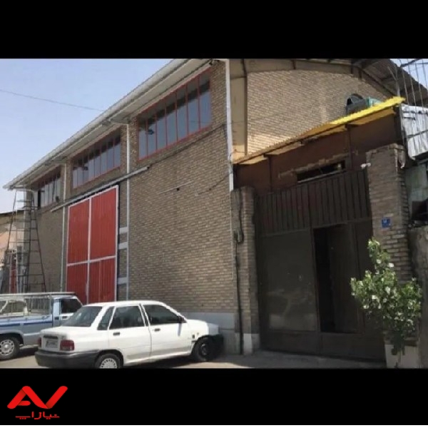 منشی حسابدار کارگاه تولید لوستر