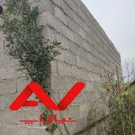 زمین با بنا نیمه کاره