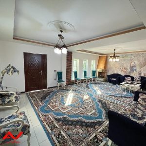 ویلا دوبلکس شیک و مدرن