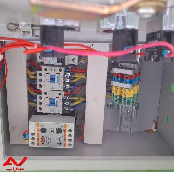 برقکار ساختمان و تعمیر کار برق