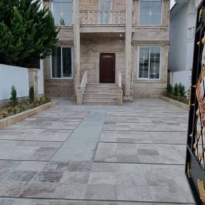 ویلا دوبلکس با امکانات فراوان